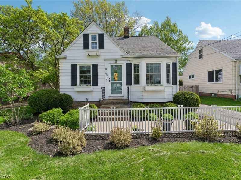 2837 Northview Road , Rocky River, OH 44116 Photo 1