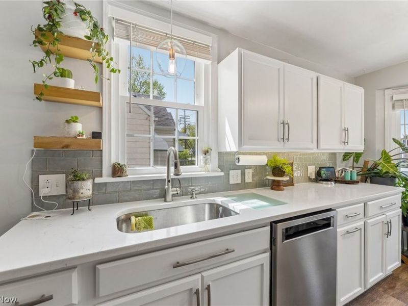 2837 Northview Road , Rocky River, OH 44116 Photo 10