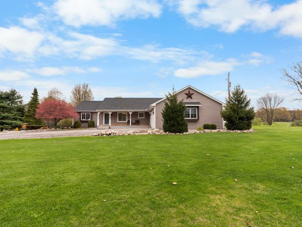 6540 Munsell Road, Howell, MI 48843
