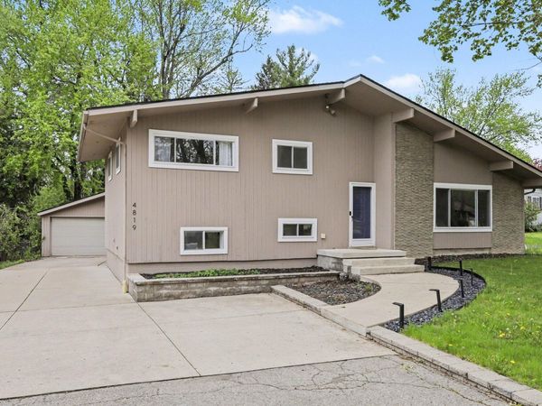 4819 Grandview Drive, Ypsilanti, MI 48197