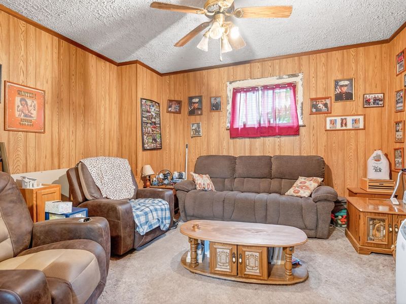 121 E Spring Avenue, Bellefontaine, OH 43311 Photo 6