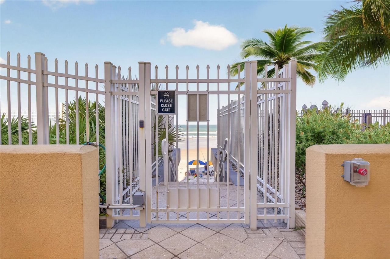 3703 S Atlantic Avenue, Unit 204, Daytona Beach Shores, FL 32118 Photo