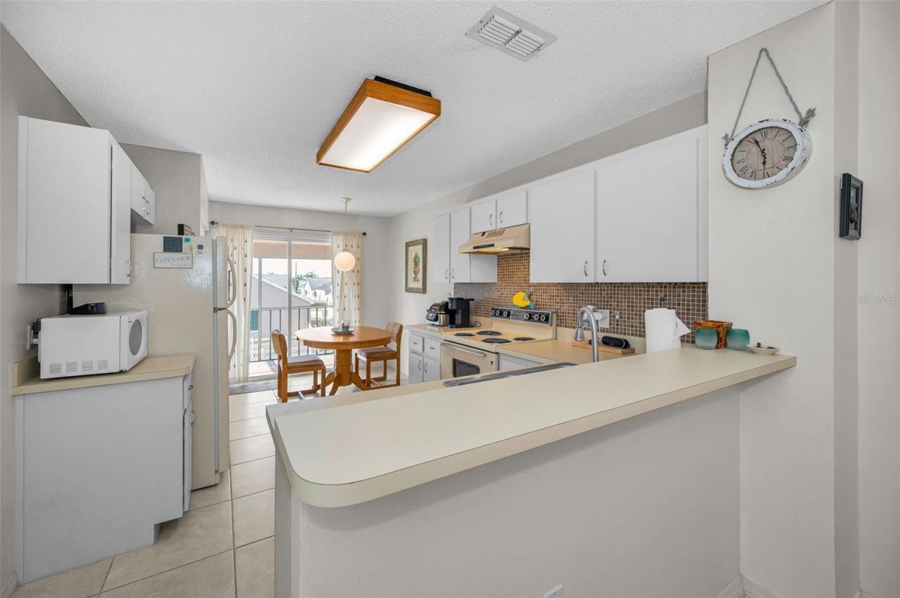 7837 Hardwick Drive , Unit 327, New Port Richey, FL 34653 Photo