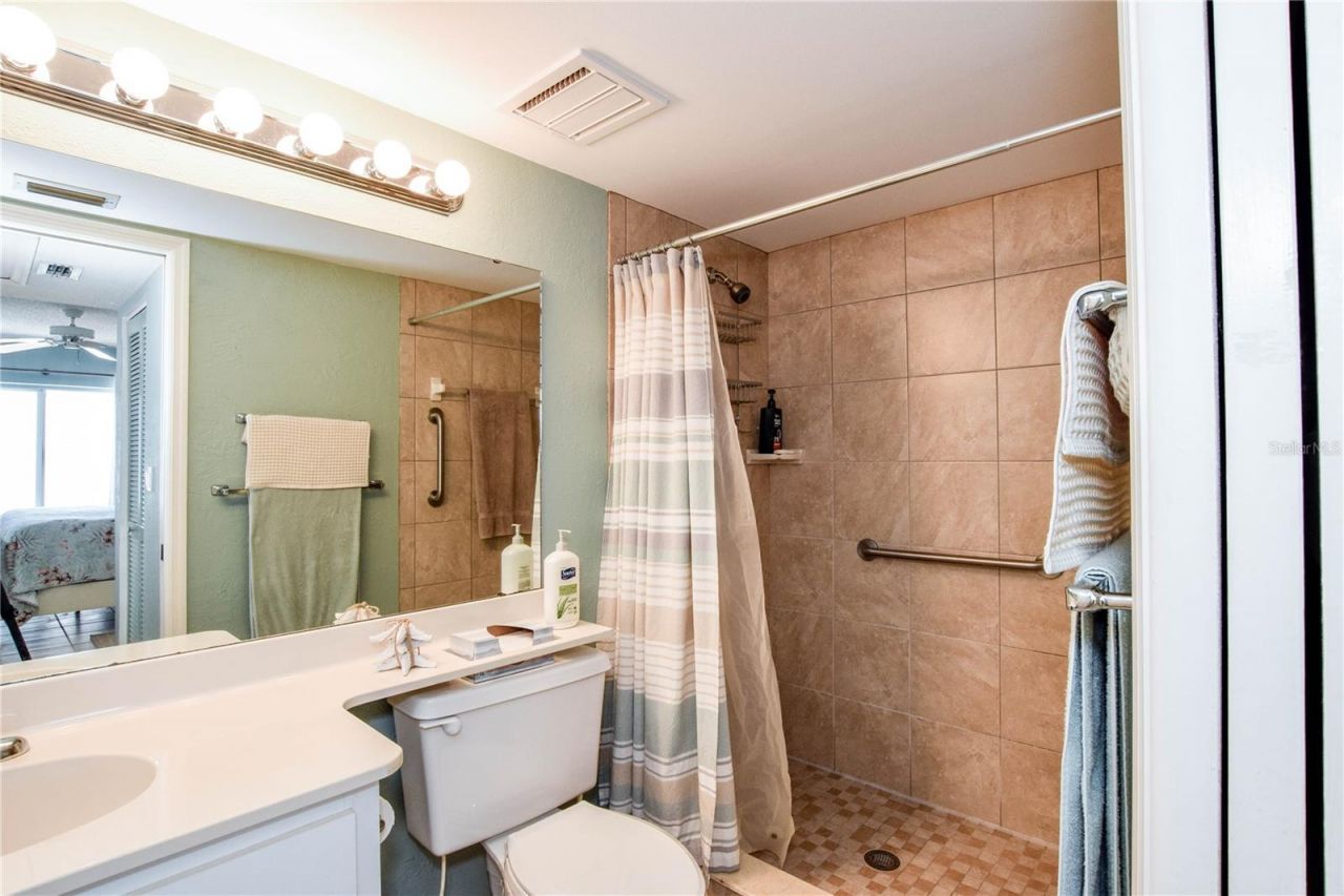 418 Wexford Circle , Unit 125, Venice, FL 34293 Photo