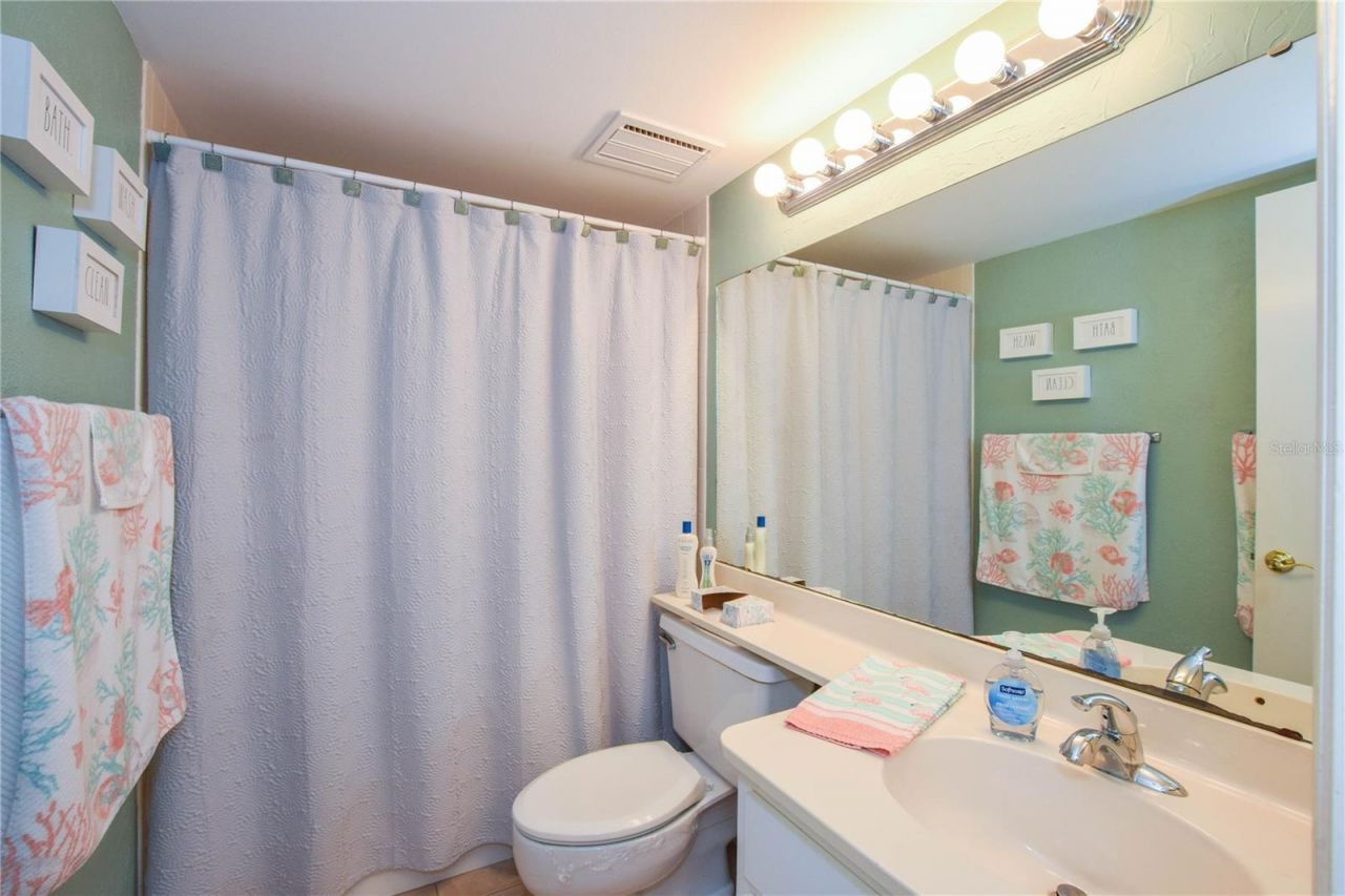 418 Wexford Circle , Unit 125, Venice, FL 34293 Photo