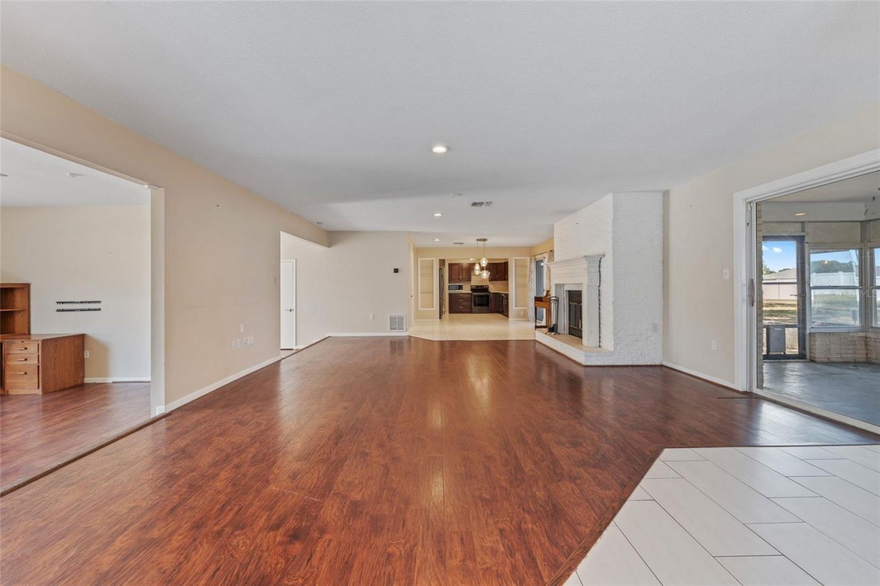 33651 Overton Drive , Leesburg, FL 34788 Photo