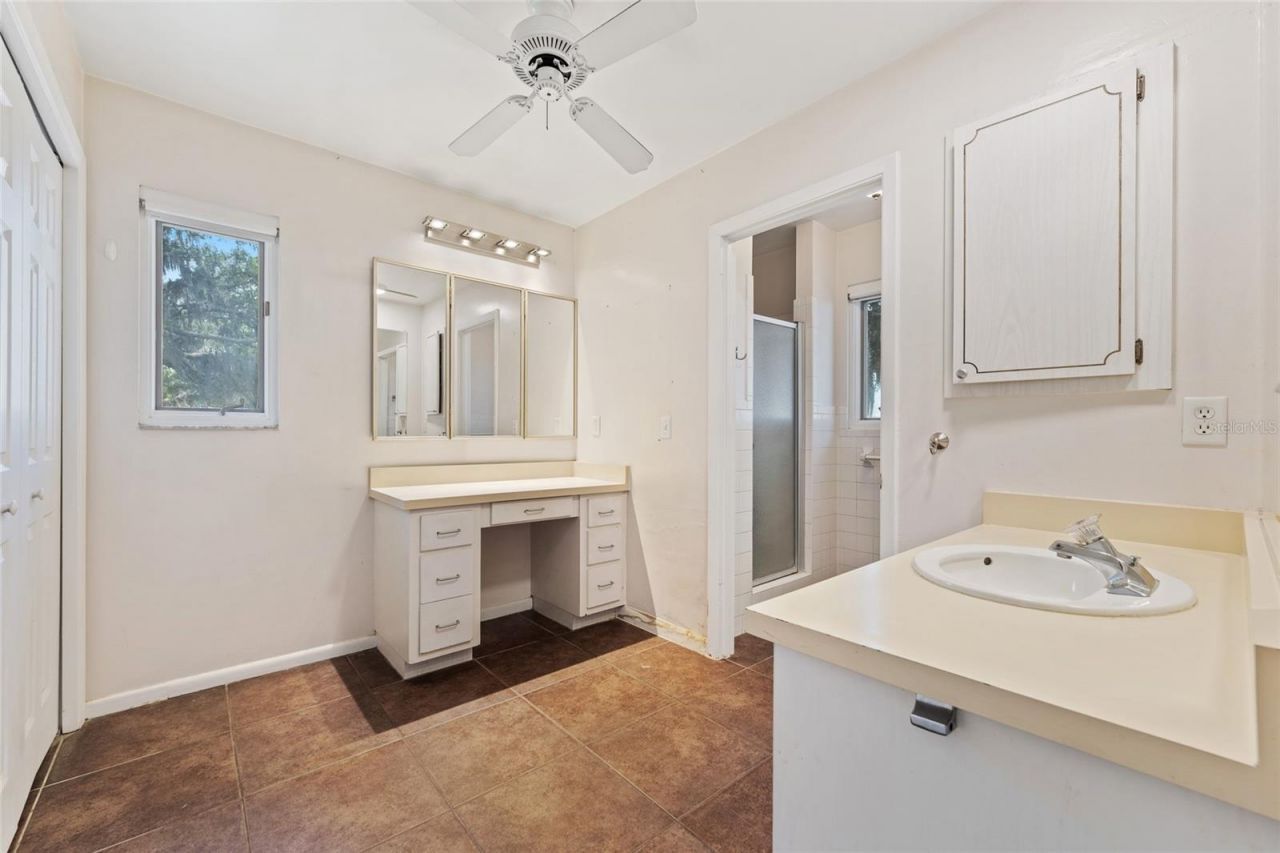 33651 Overton Drive , Leesburg, FL 34788 Photo