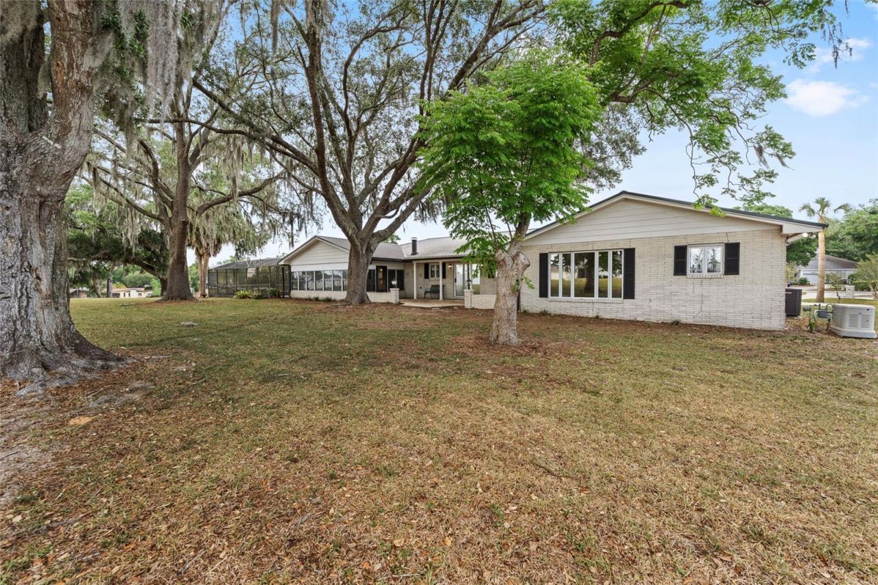 33651 Overton Drive , Leesburg, FL 34788 Photo