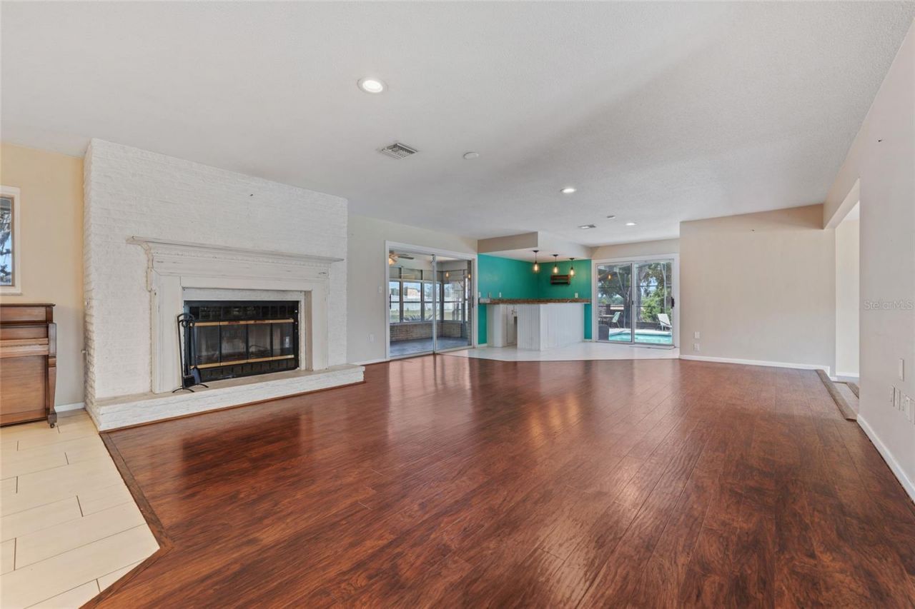 33651 Overton Drive , Leesburg, FL 34788 Photo