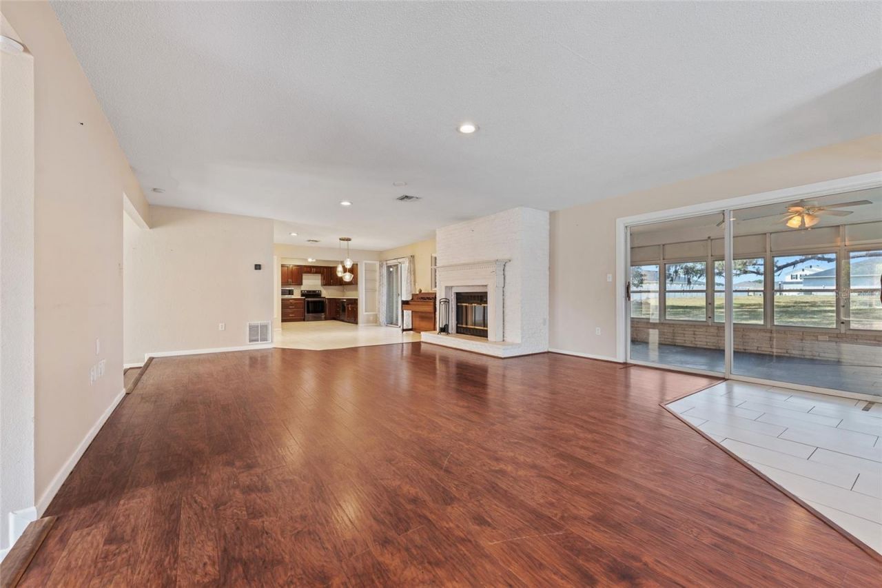 33651 Overton Drive, Leesburg, FL 34788 Photo