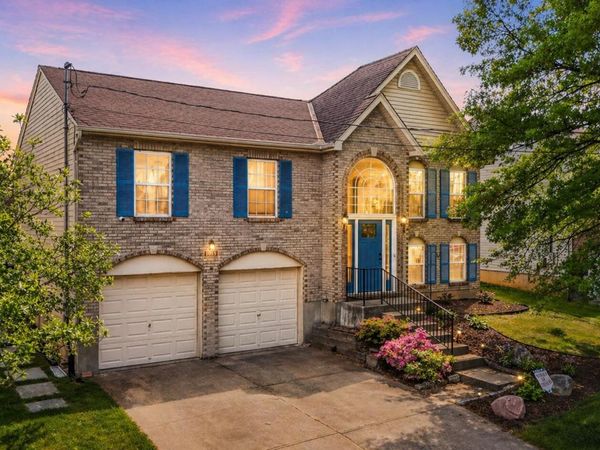 1015 Shadowridge Drive, Elsmere, KY 41018