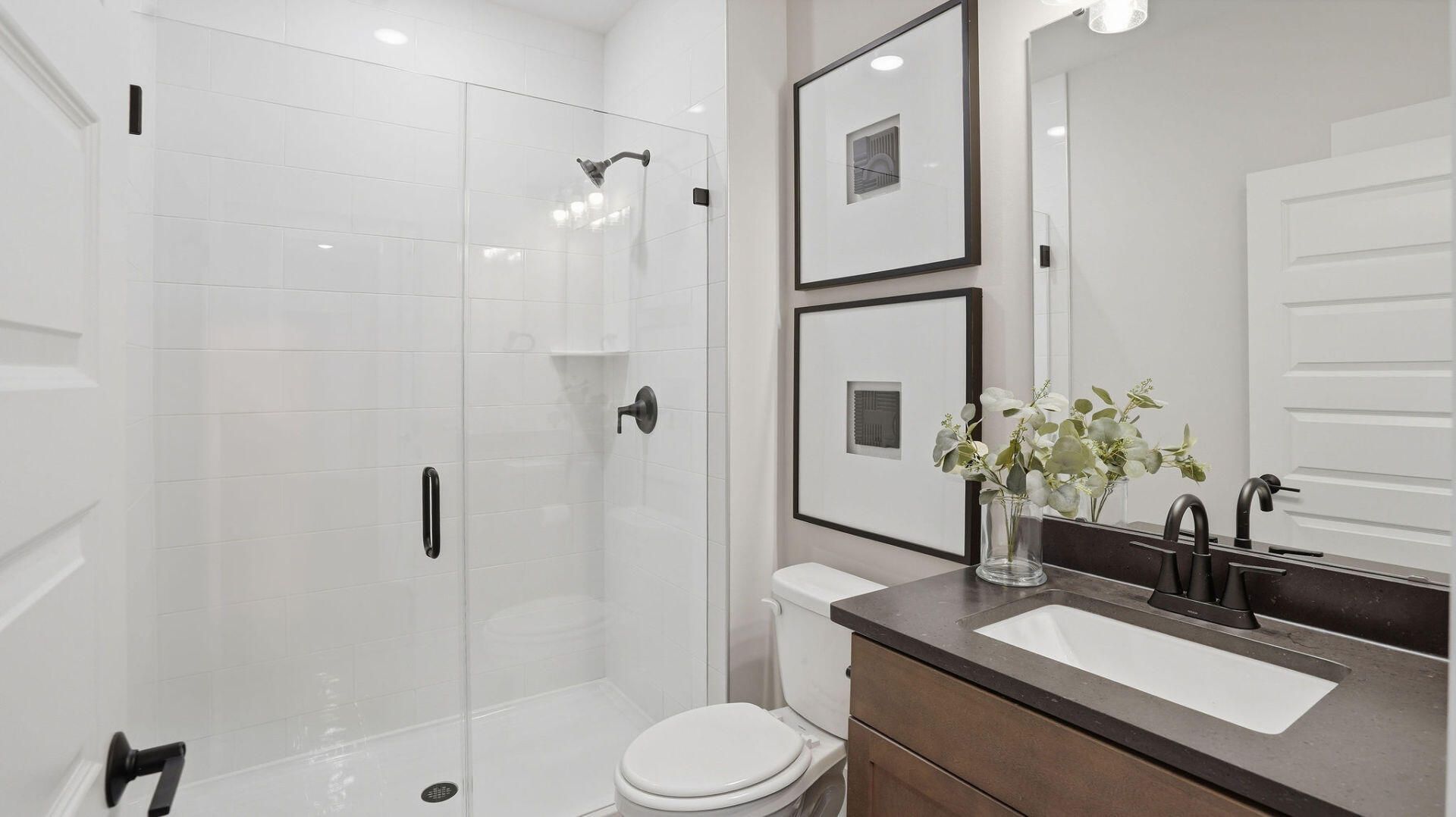 2160 Wright Brothers Drive Photo 8