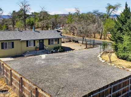 270 Vine Street, Fernley, NV 89408 Photo