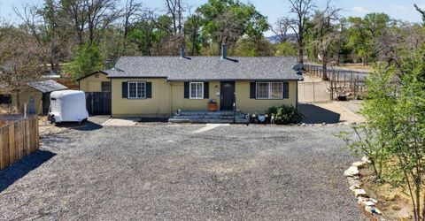 270 Vine Street, Fernley, NV 89408 Photo