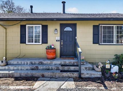 270 Vine Street, Fernley, NV 89408 Photo