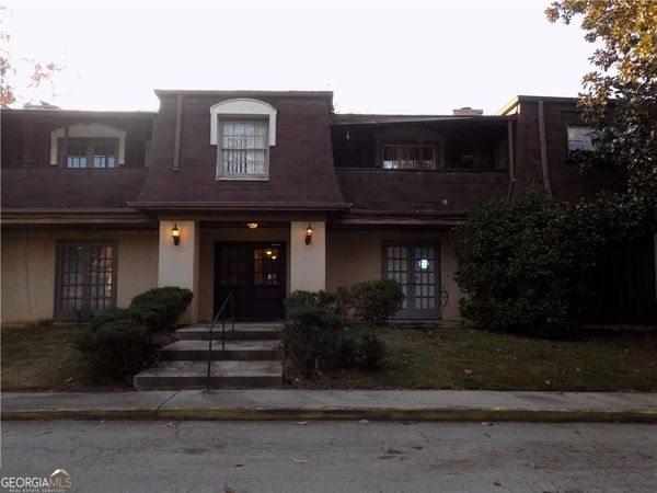 94 Rue Fontaine, Lithonia, GA 30038