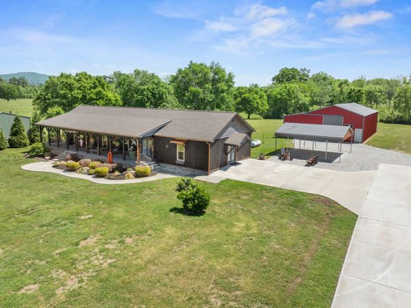 251 Falcon Dr , Decherd, TN 37324