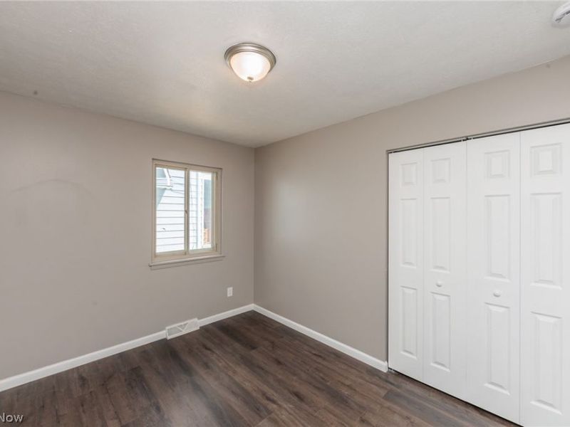 4405 E 156th Street , Cleveland, OH 44128 Photo 11