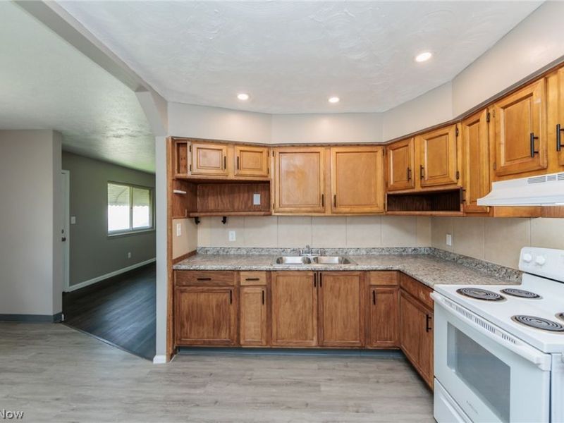 4405 E 156th Street , Cleveland, OH 44128 Photo 27