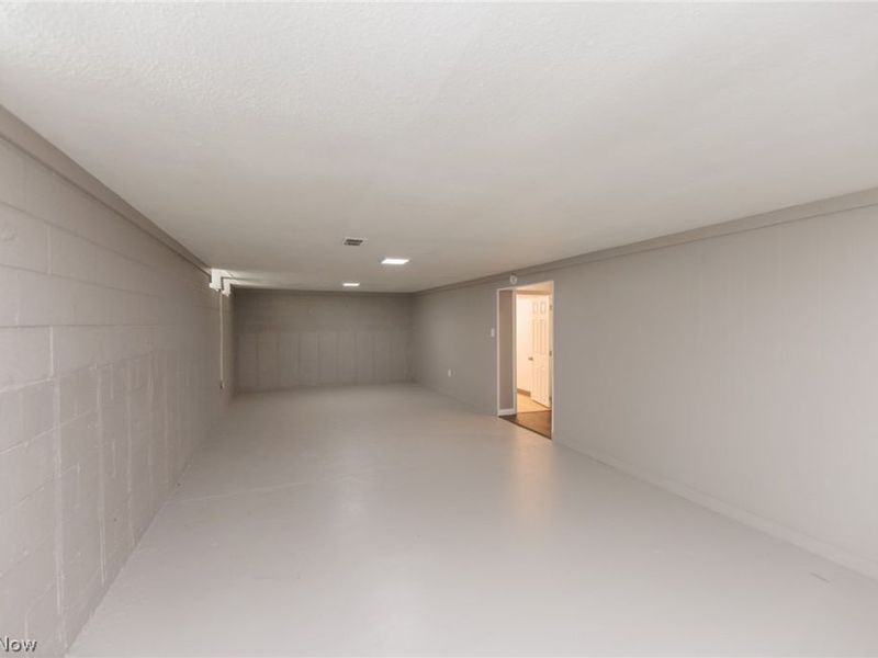 4405 E 156th Street , Cleveland, OH 44128 Photo 34