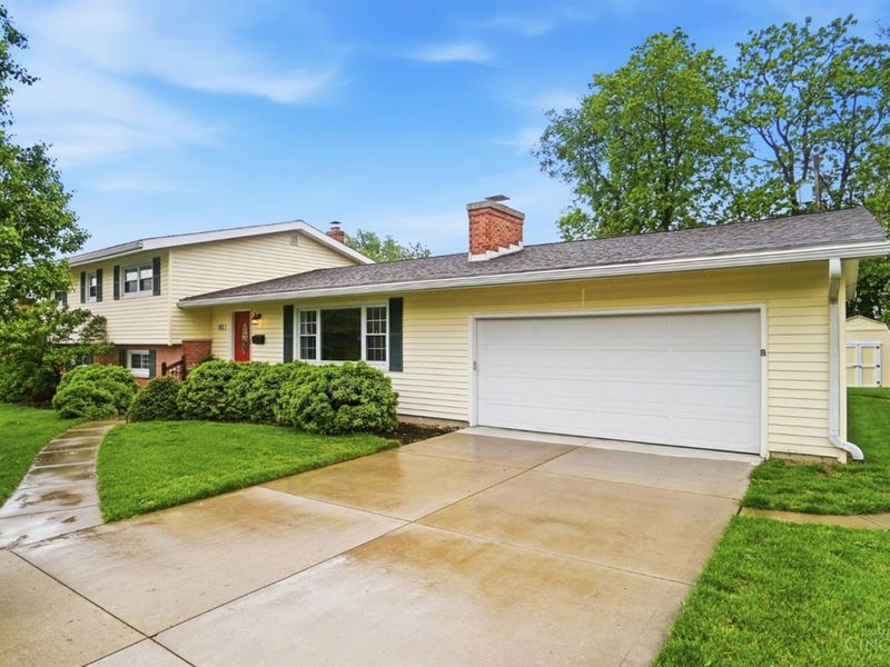 302 Jackson Lane, Middletown, OH 45044 Photo 4
