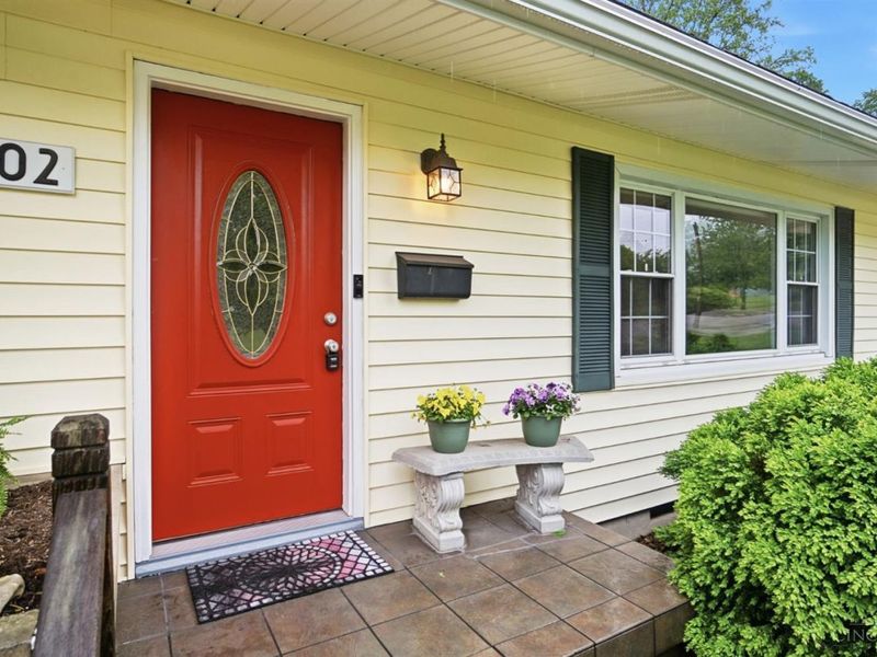 302 Jackson Lane, Middletown, OH 45044 Photo 5