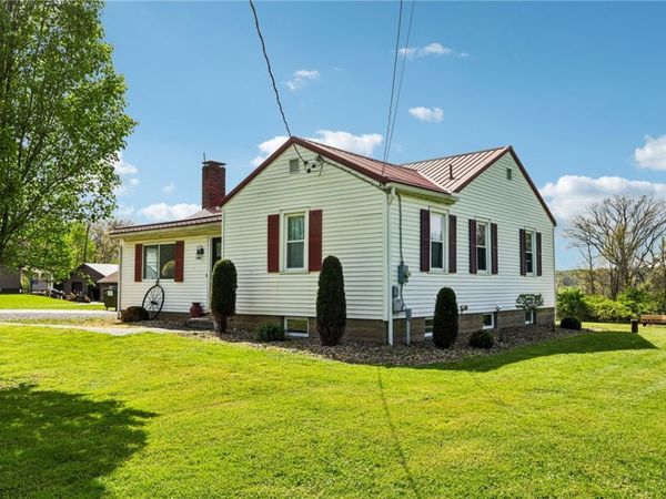 2017 Eastbrook Road, New Castle, PA 16101