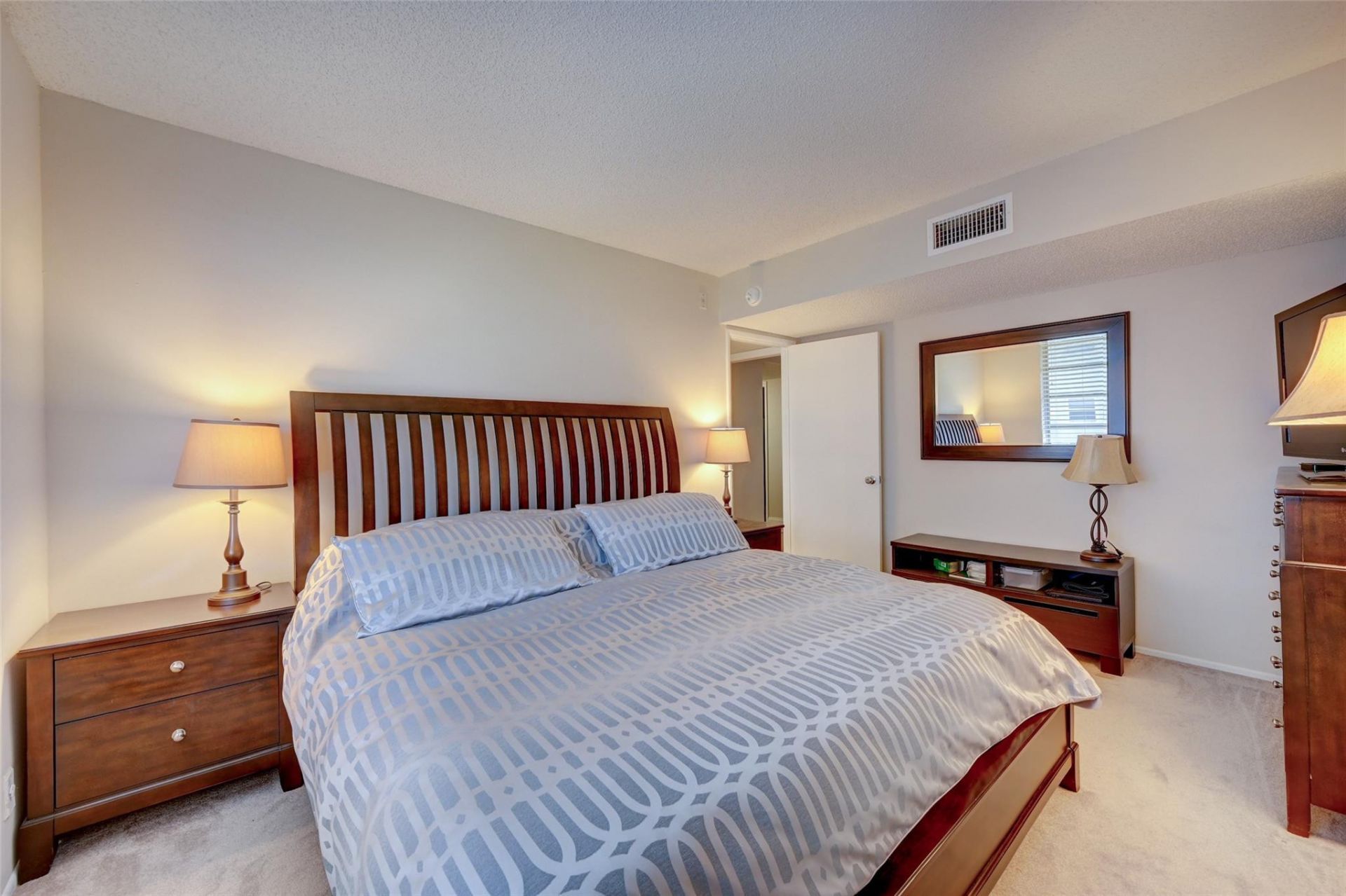 823 Cypress Boulevard, Unit 201, Pompano Beach, FL 33069 Photo