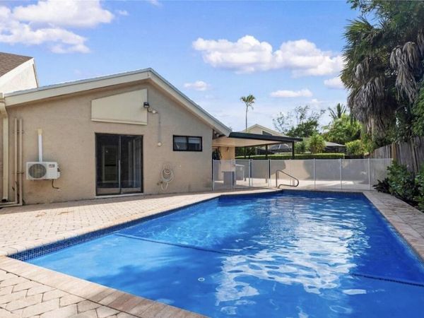 7659 Sierra Terrace W, Boca Raton, FL 33433