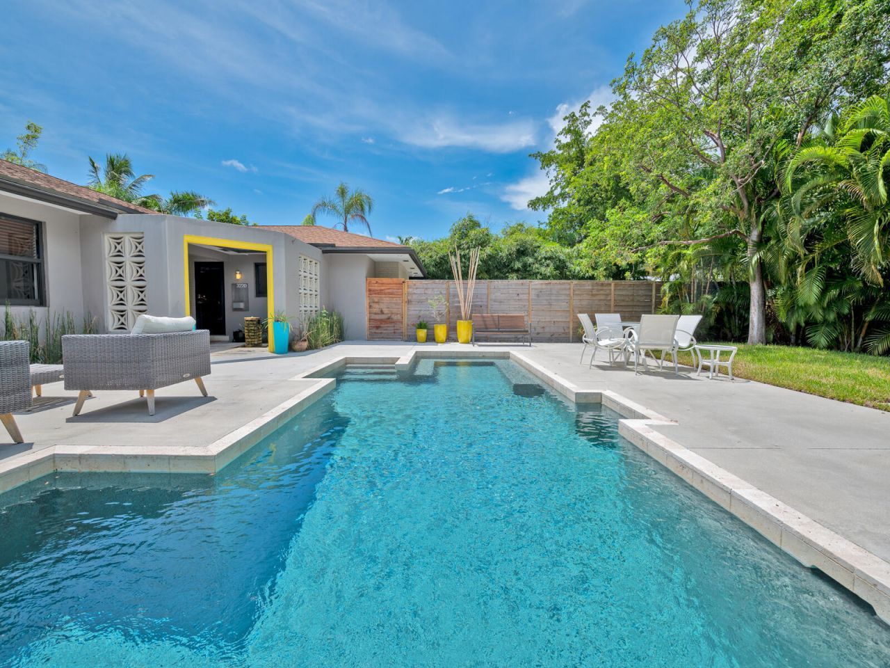 3220 S Olive Avenue, West Palm Beach, FL 33405 Photo