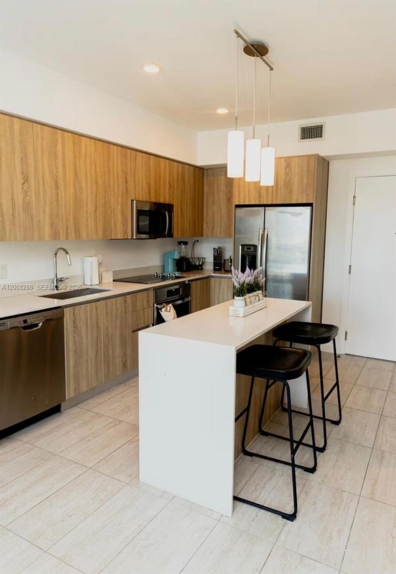 3900 Biscayne Blvd , Unit S-906, Miami, FL 33137 Photo