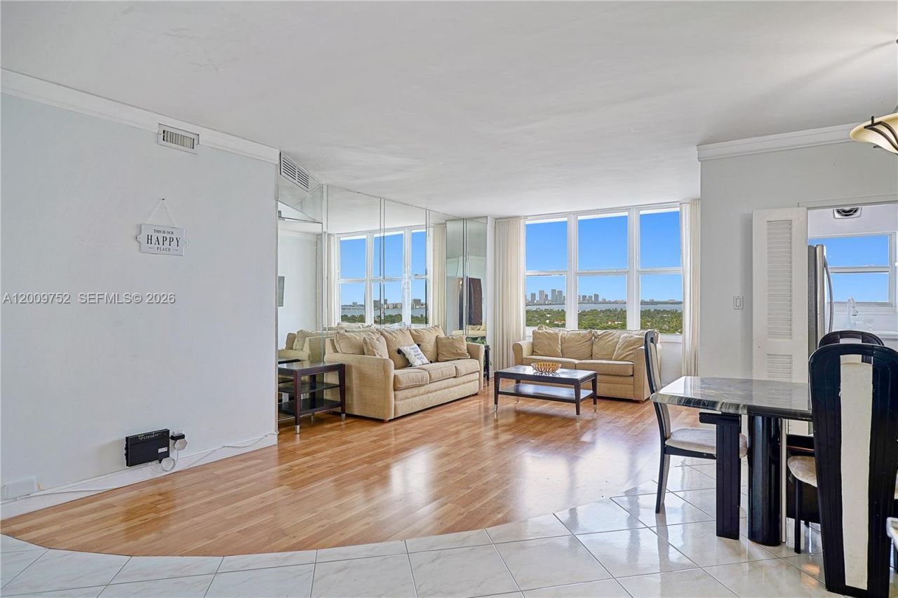 4747 Collins Ave , Unit 1503, Miami Beach, FL 33140 Photo