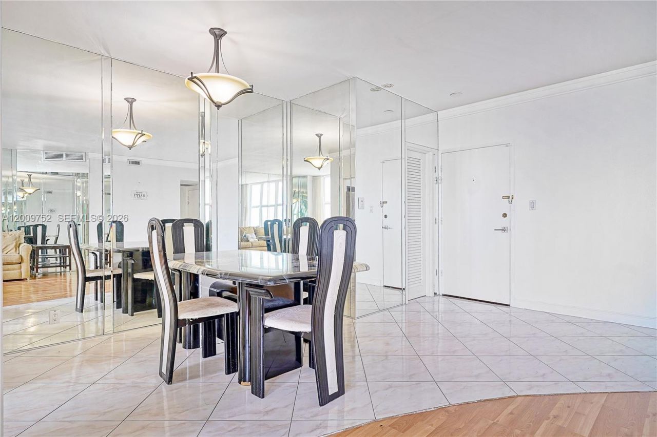 4747 Collins Ave , Unit 1503, Miami Beach, FL 33140 Photo