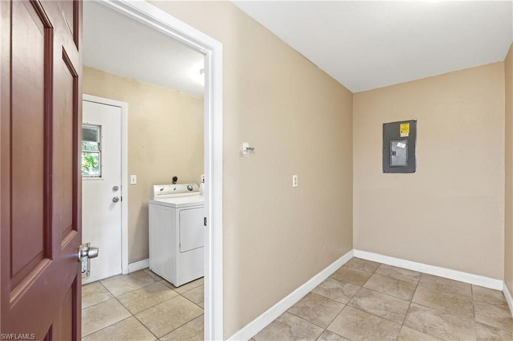 420 Grant St , Labelle, FL 33935 Photo