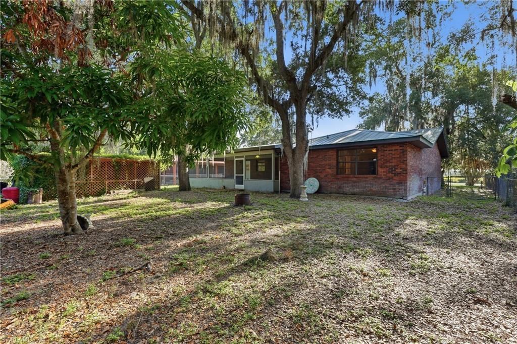 420 Grant St , Labelle, FL 33935 Photo