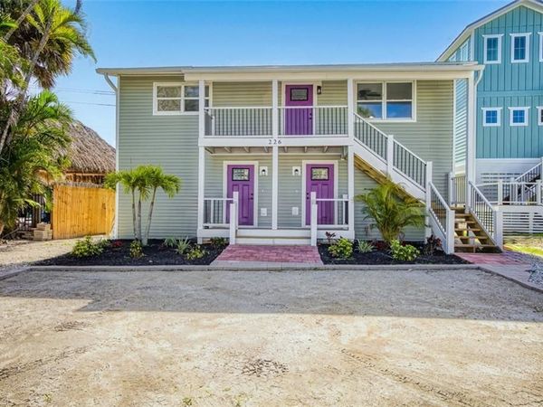 226 Fairweather LN , FORT MYERS BEACH, FL 33931