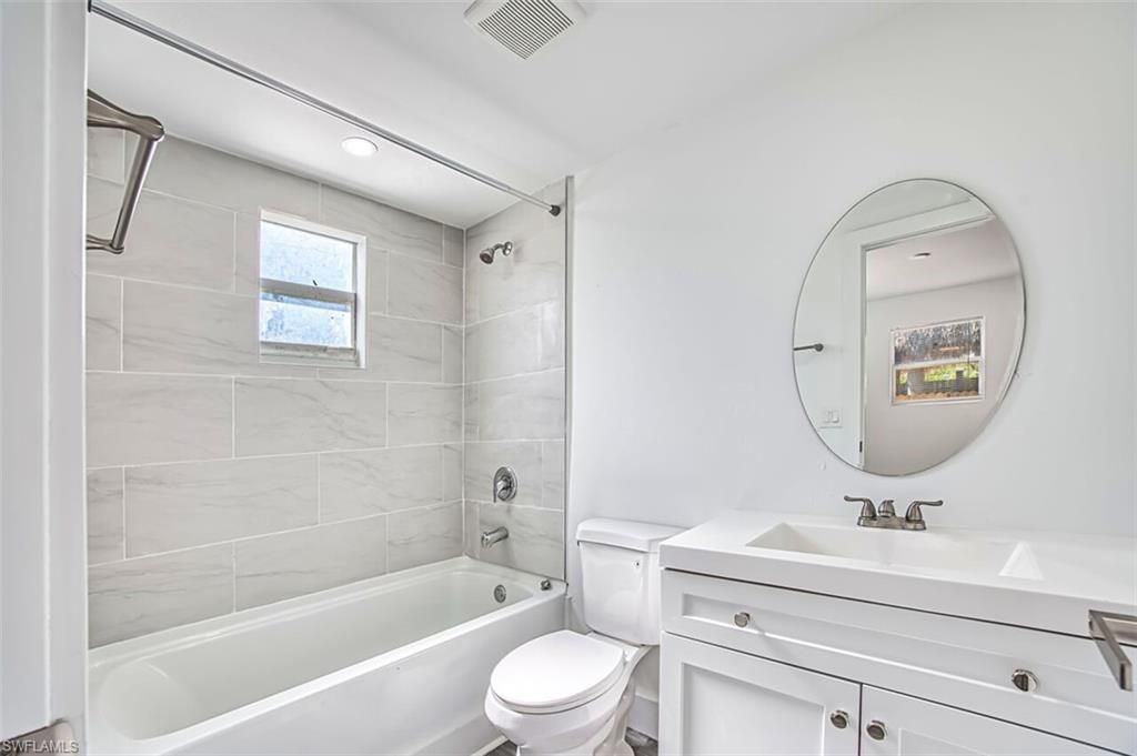 226 Fairweather Ln, Fort Myers Beach, FL 33931 Photo