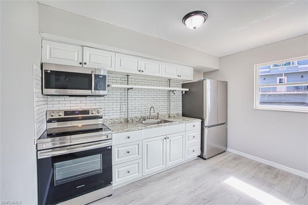 226 Fairweather Ln, Fort Myers Beach, FL 33931 Photo