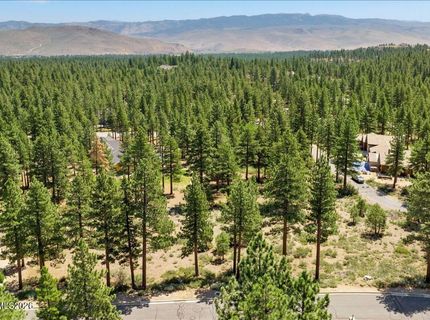 279 E Jeffrey Pine Road, Reno, NV 89511 Photo