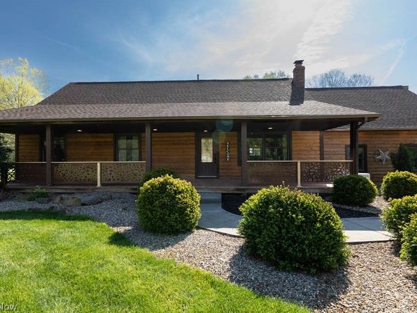 12399 Hawke Road , Columbia Station, OH 44028