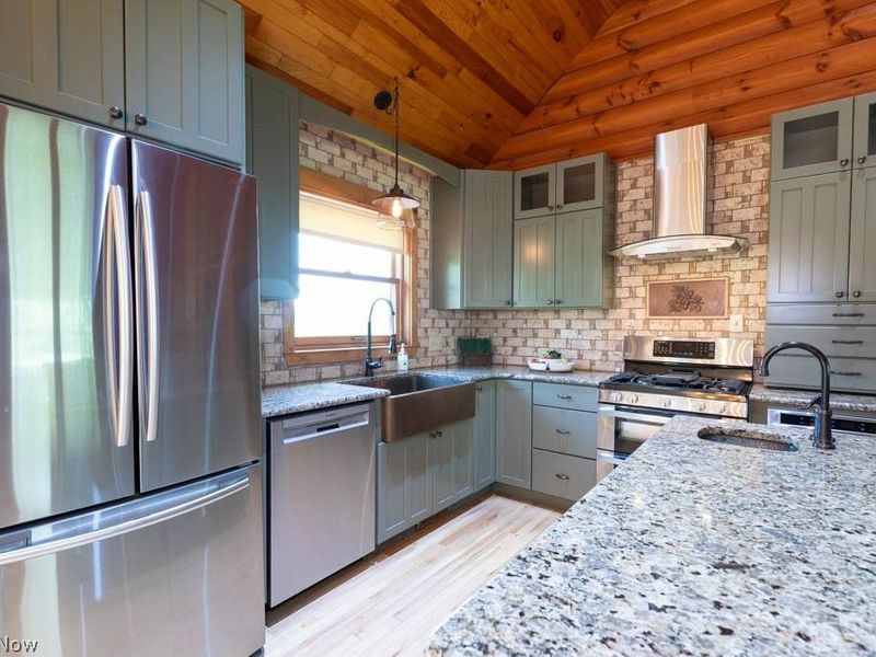 12399 Hawke Road, Columbia Station, OH 44028 Photo 13