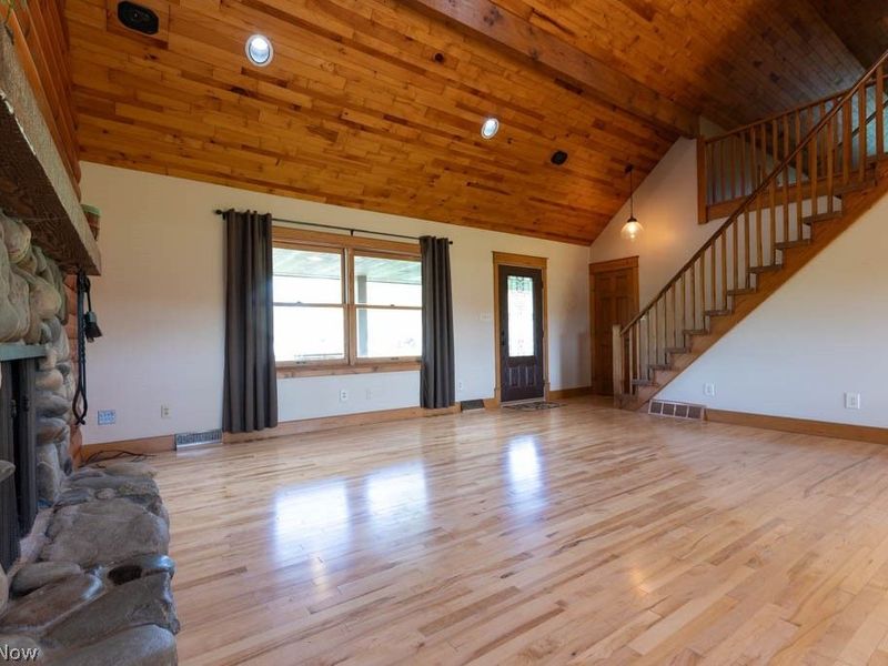 12399 Hawke Road, Columbia Station, OH 44028 Photo 14