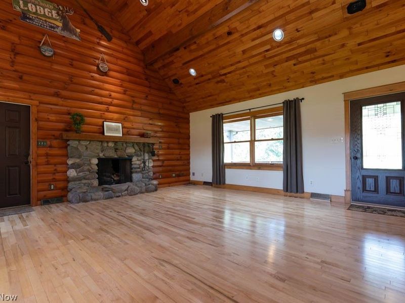 12399 Hawke Road, Columbia Station, OH 44028 Photo 15