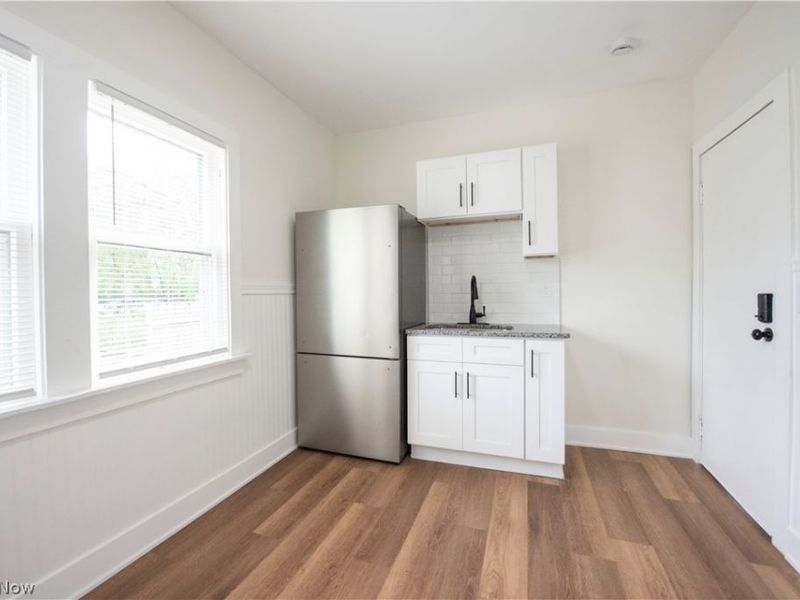 3428 W 65th Street , Cleveland, OH 44102 Photo 5