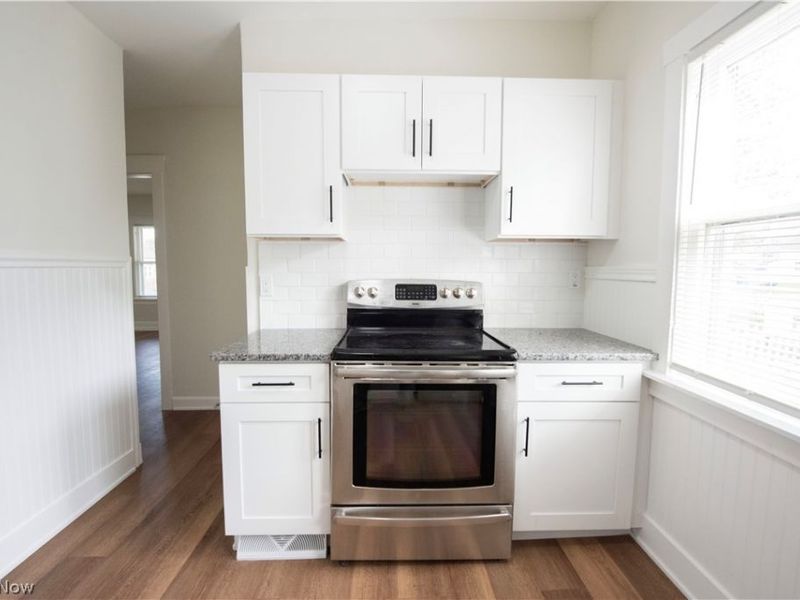 3428 W 65th Street , Cleveland, OH 44102 Photo 8