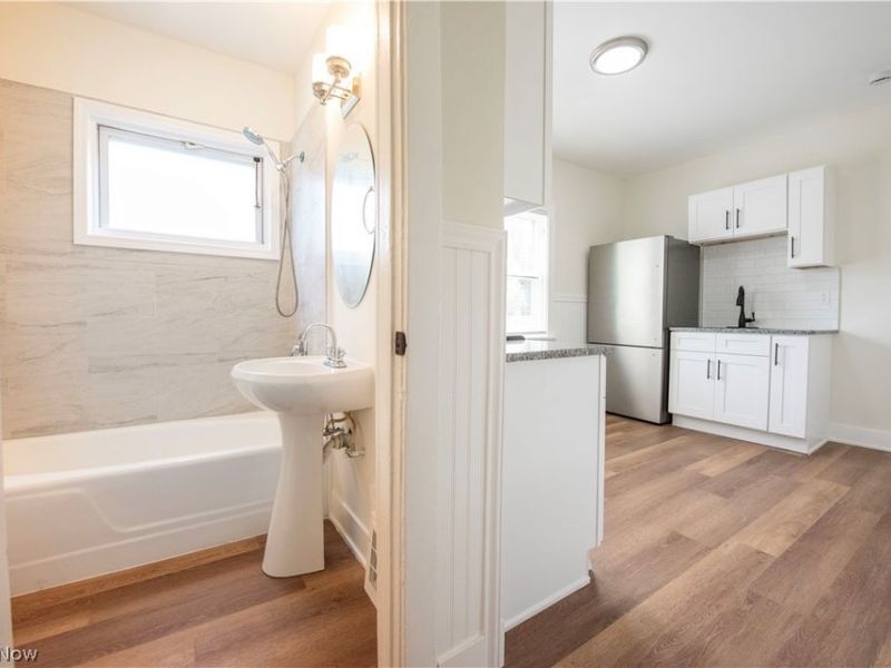 3428 W 65th Street , Cleveland, OH 44102 Photo 9