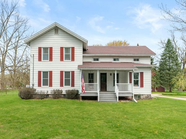 6817 E T Avenue, Vicksburg, MI 49097