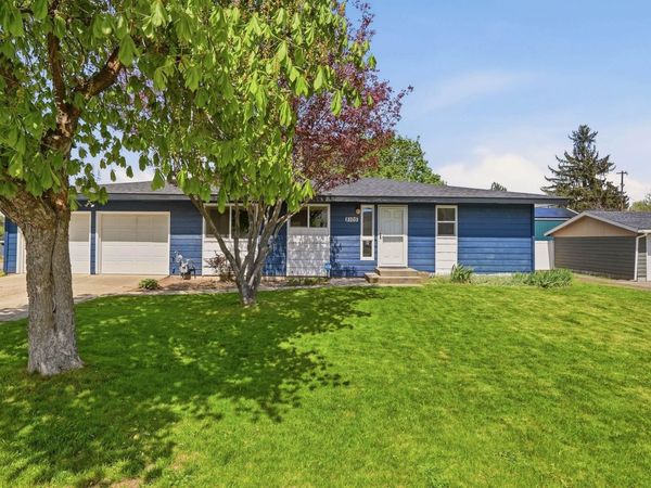 8105 E Cataldo Ave, Spokane Valley, WA 99212