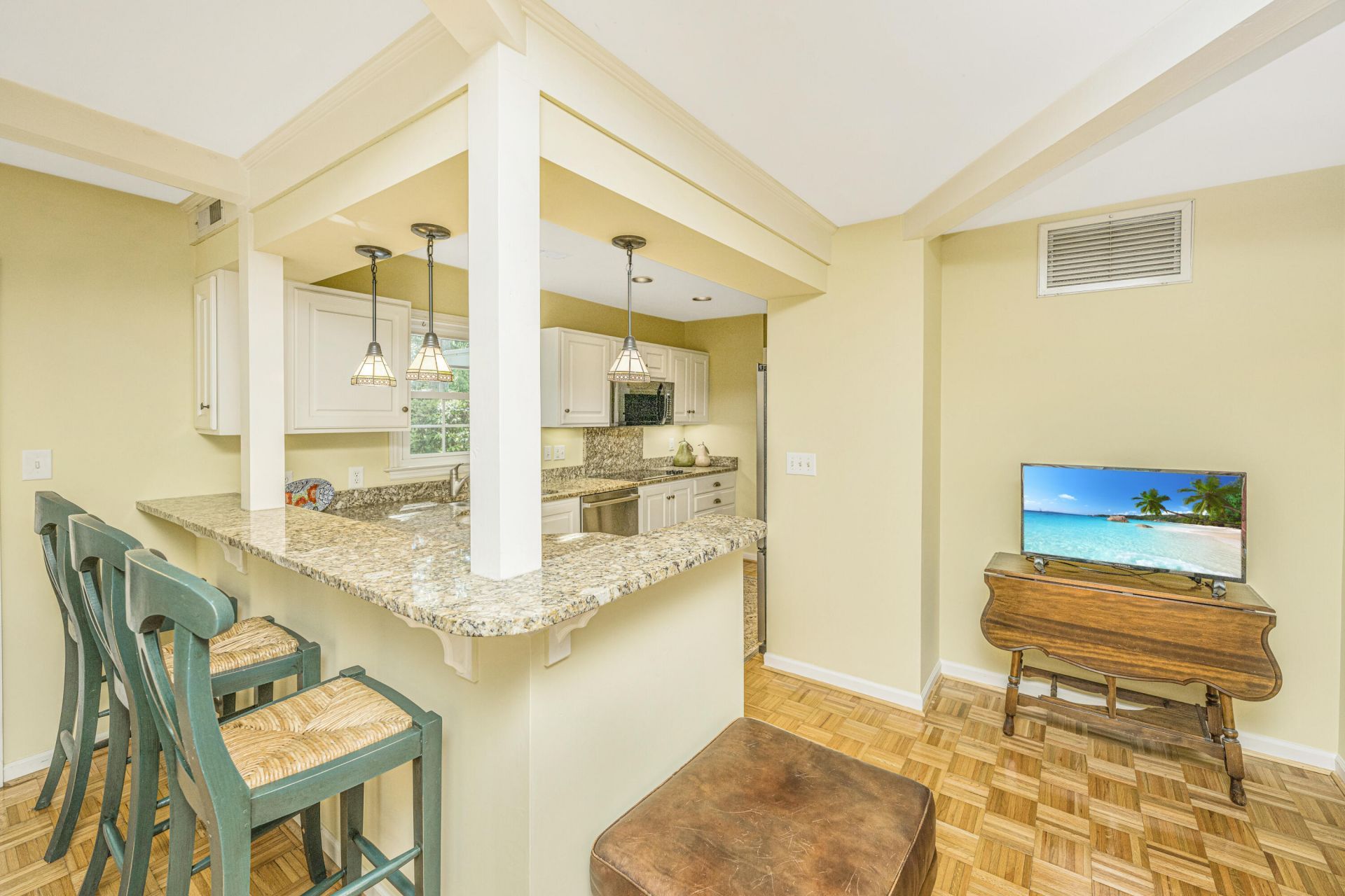 673 Highwood Circle Photo 21