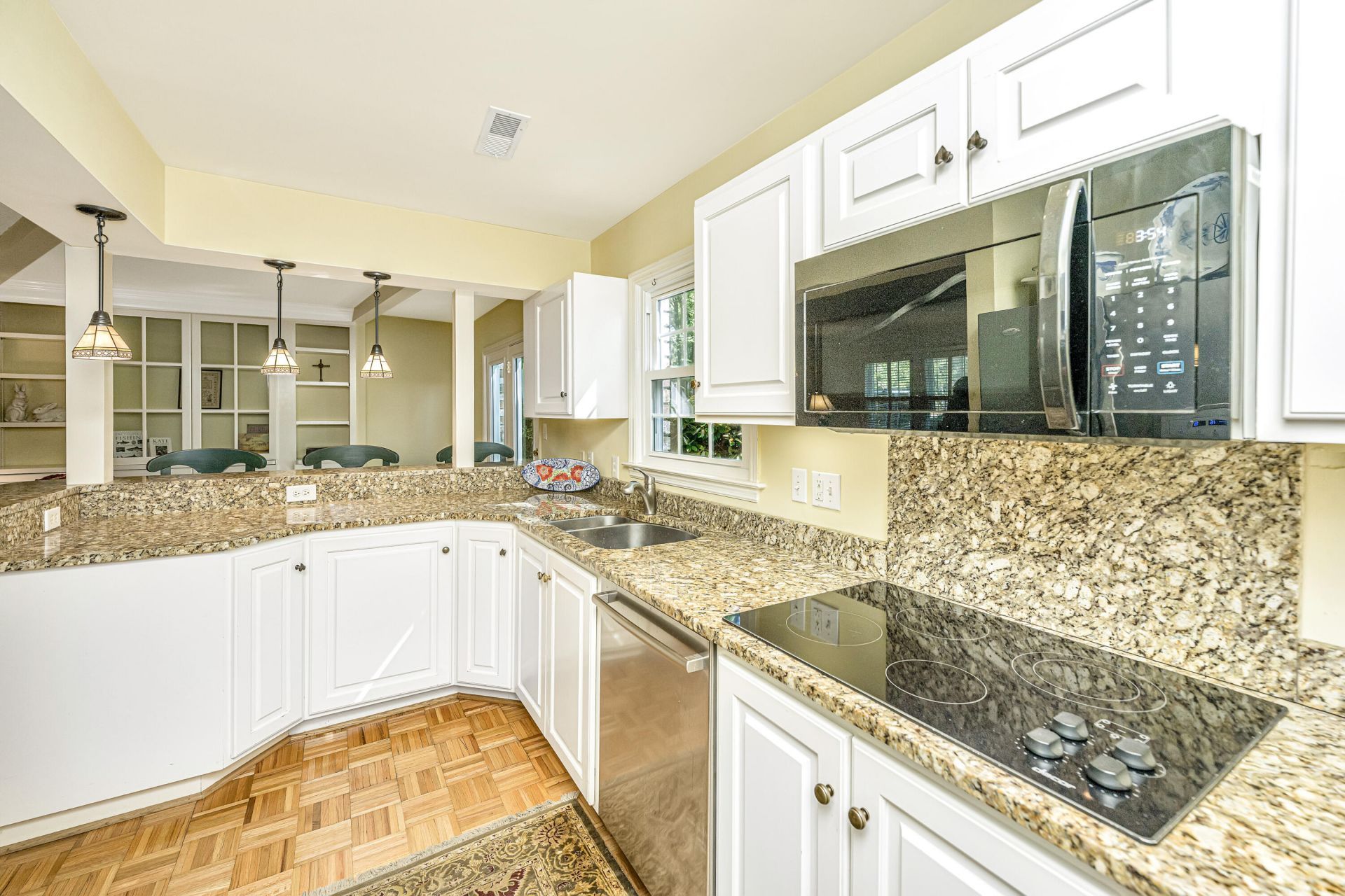 673 Highwood Circle Photo 22